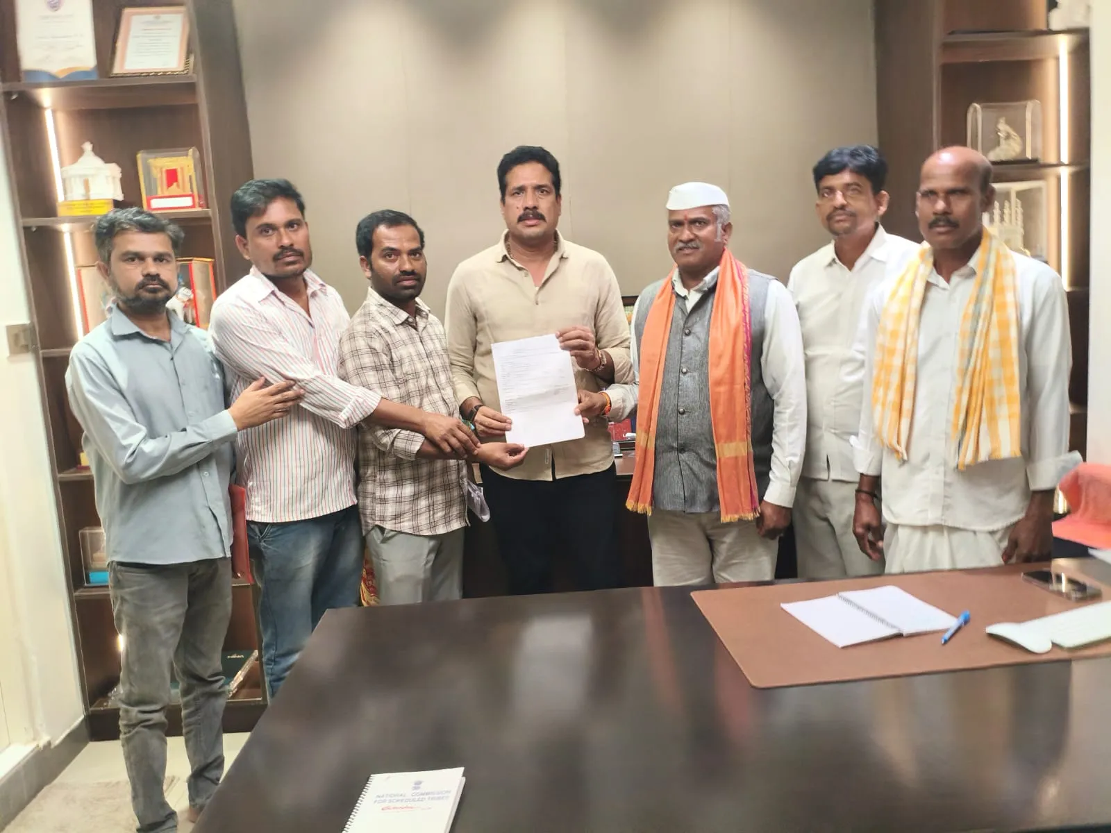 ఎస్టీ కమిషన్ సభ్యులు శ్రీ జాటోతు హుస్సేన్ నాయక్